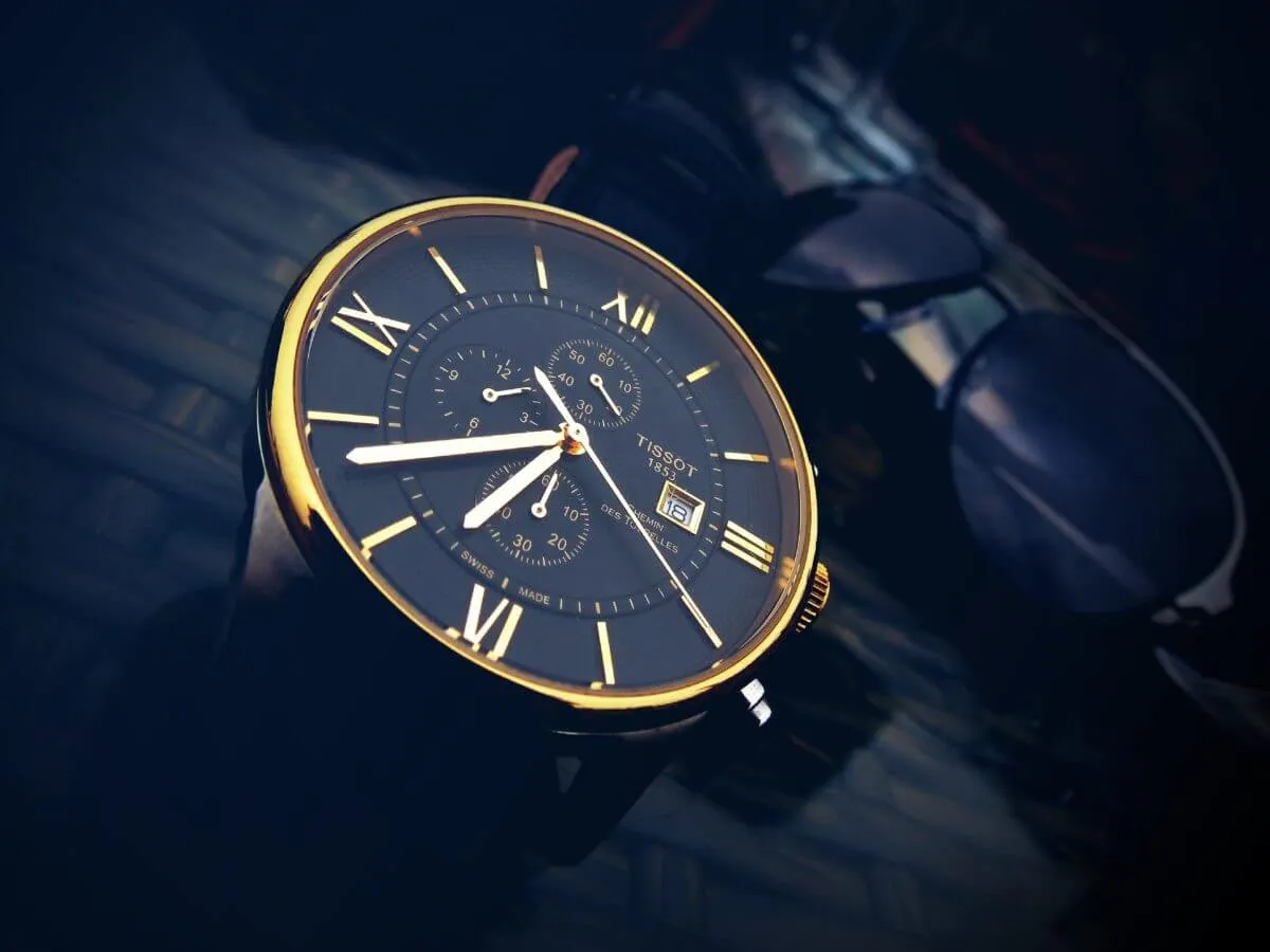 Why EVERY Man Should Wear a Watch